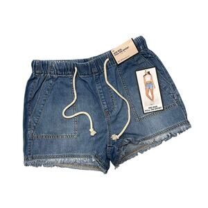 BCBGeneration Mid Rise Pull On Short XS NWT